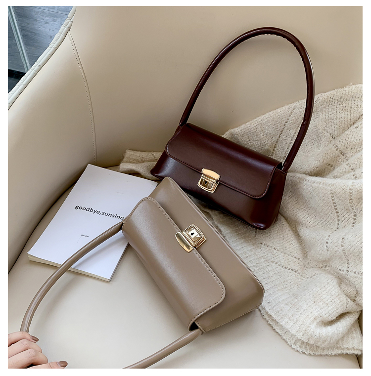 Women's Medium Pu Leather Solid Color Vintage Style Classic Style Lock Clasp Handbag display picture 74