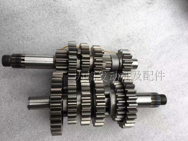 Zongshen NC250 trục chính và phụ trợ năm hoặc sáu bộ răng của nhà máy ban đầu để gửi bảo hiểm xung tốc độ Huayang bánh răng vận chuyển RX3 - Xe máy Gears 	nhông xích xe máy did	