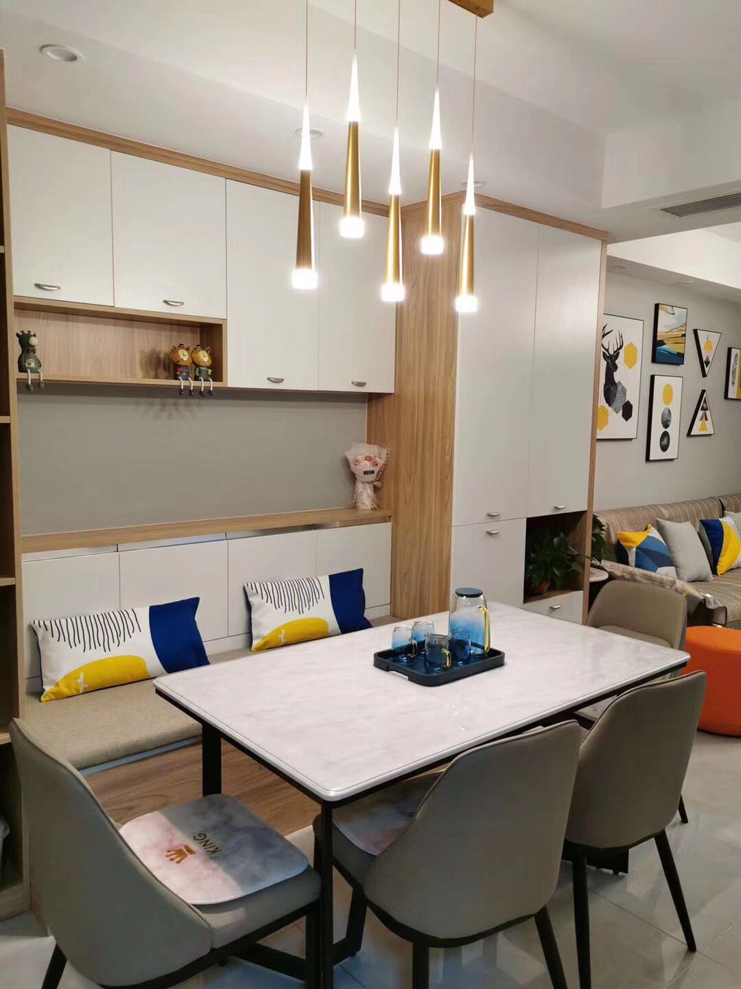 Ресторан люстра 新特丽北欧餐厅吊灯简约现代客厅轻奢灯饰装饰灯具单头吧台灯 New Terri