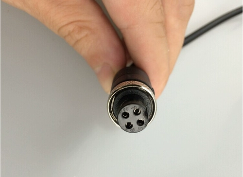 Автомобильная авиационная реверсирование видео создание видео четырех -шот, четыре -отверстие 4 -карманная хвостовая линия аудио видео