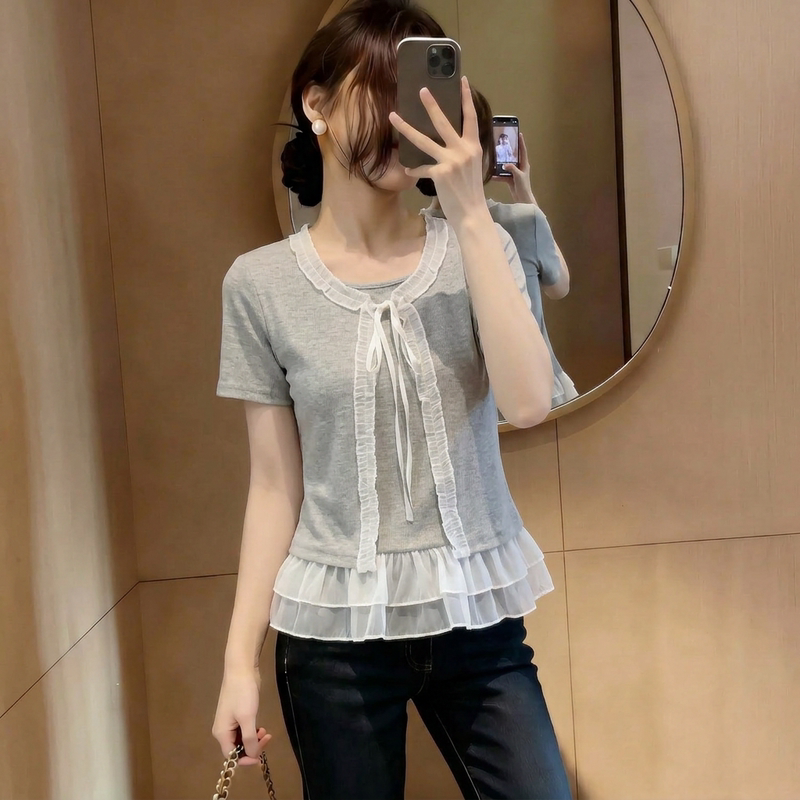 Plus-Size Sweet Lace Patchwork Short-Sleeve Top for Women, Summer Style for Chubby Girls, Mature Style, Slimming Ruffled Lace-Up Blouse