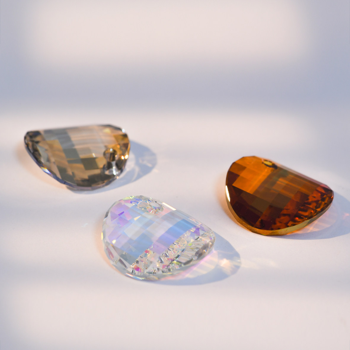 Shun Feng Spot Import Sch Austria Crystal 6621 Triangle Round 28mm Pendant Diy Accessories