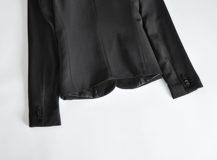 Thời trang DAN châu Âu đơn giản và khí chất hai khóa áo khoác nhỏ phù hợp với miếng đệm vai mẫu vest nữ đẹp 2021