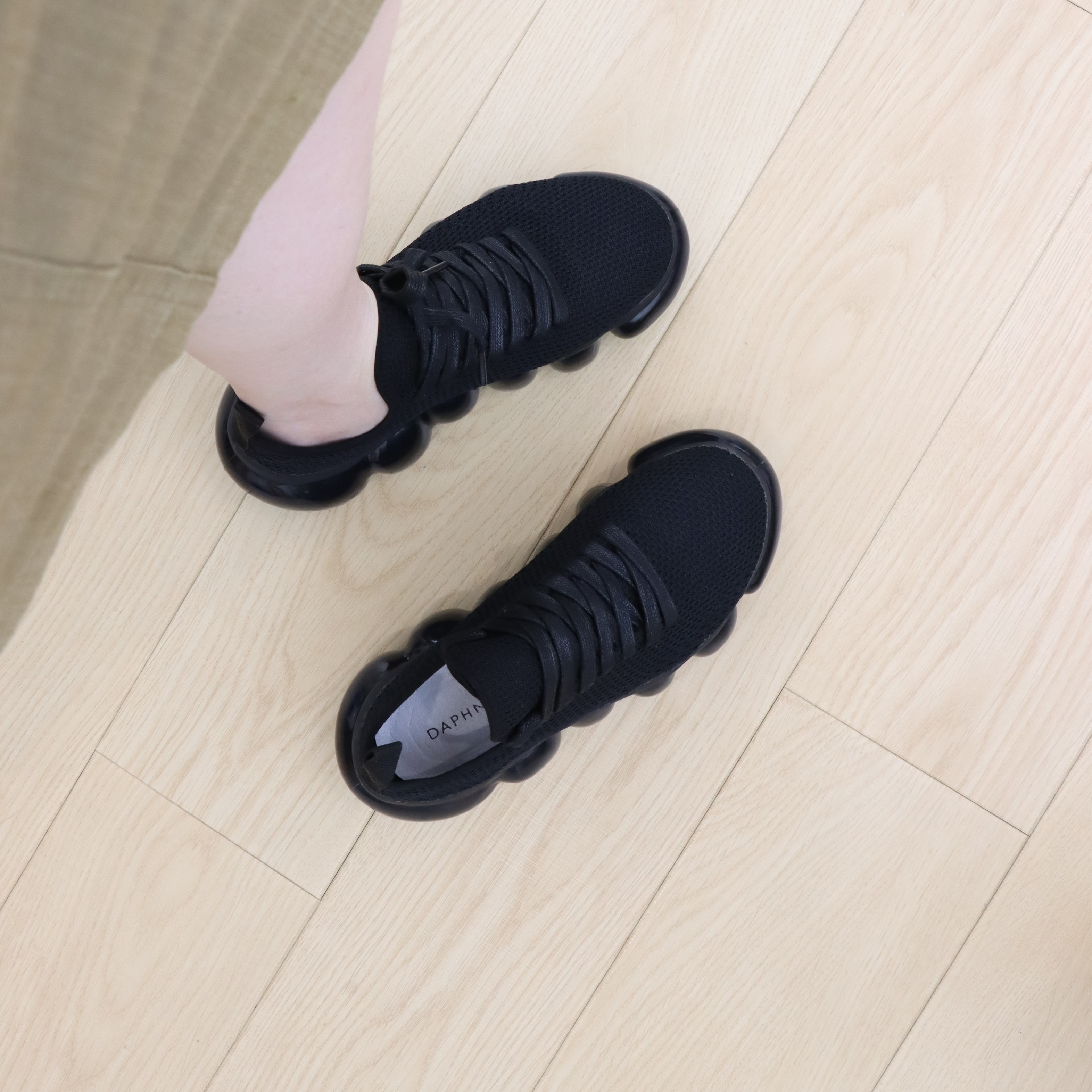 Brand goods Tide casual sneakers large size female shoes Caterpillar crystal bubble weaves a foot