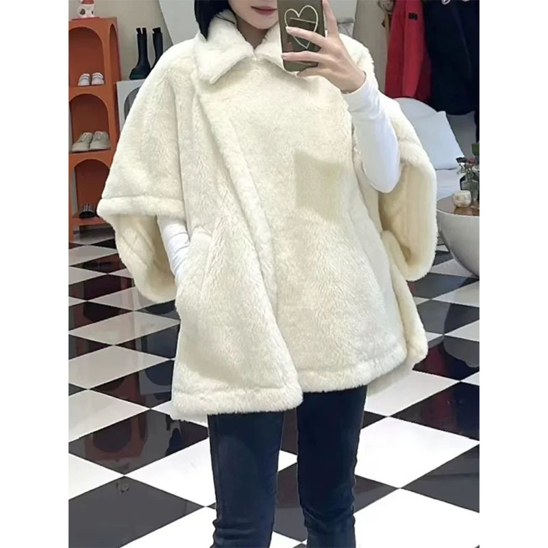 Special Offer, No Returns or Exchanges! m Brand 25 Autumn/Winter Cape-Style Teddy Bear Short Woolen Coat for Petite Figures, Loose-Fitting Overcoat