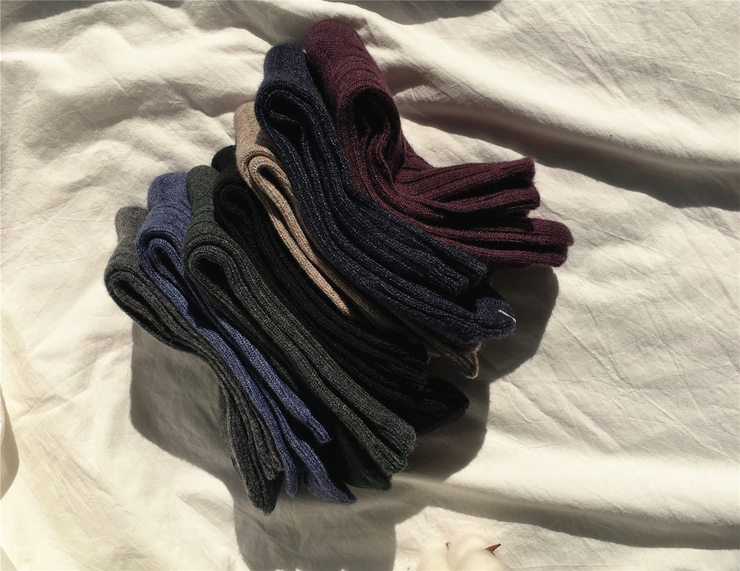 Vớ len nữ dày ống vớ nữ thỏ len siêu dày ấm áp nam và nữ vớ mùa đông cotton dày vớ cashmere vớ quần