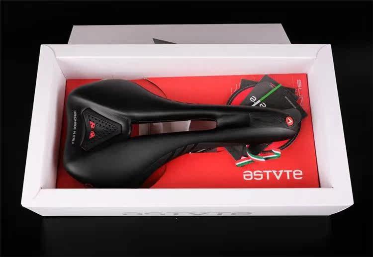 Italy Astute stock God car seat cushion Road mountain bike seat cushion Titanium rail Titanium bow carbon rail Carbon bow shares