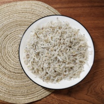 Dried fish dried seafood 500g Dried herring petrel fish noodle fish Small silver fish clove fish small mixed fish Sea salt fish