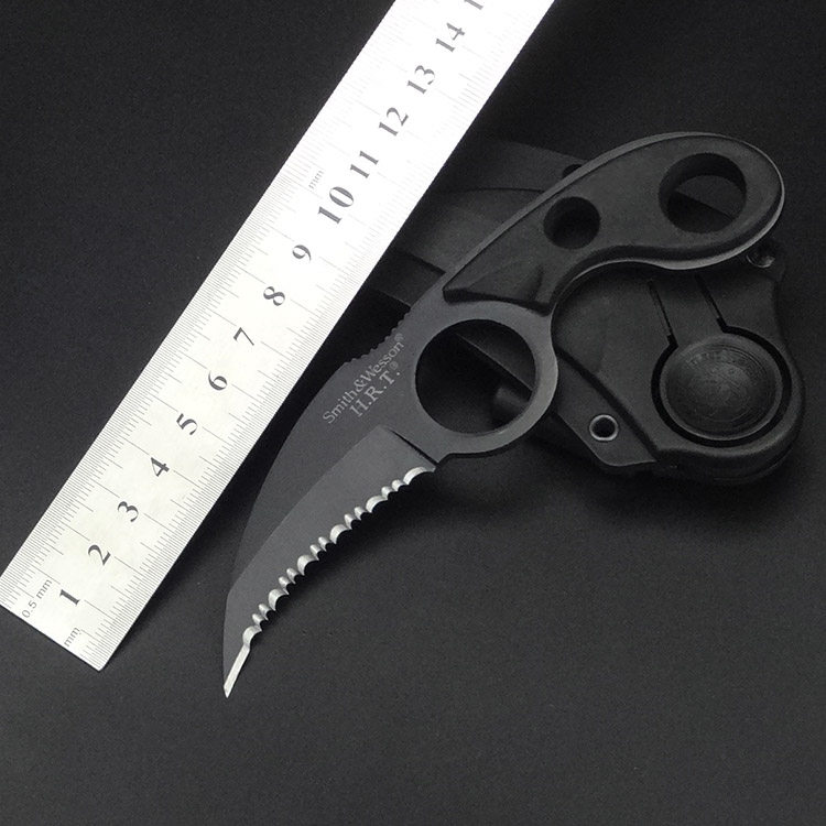 Outdoor knife self-defense cold weapon Smith big bear claw knife with serrated knife eagle claw knife claw knife machete knife