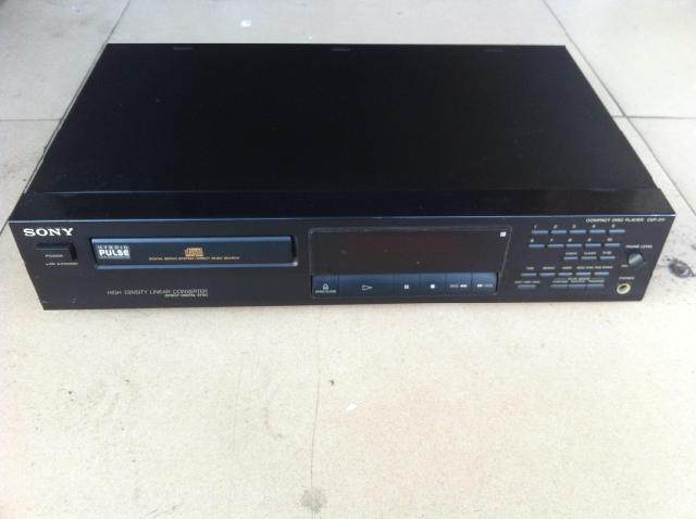 Original Sony Sony CDP-311 Fever CD Player