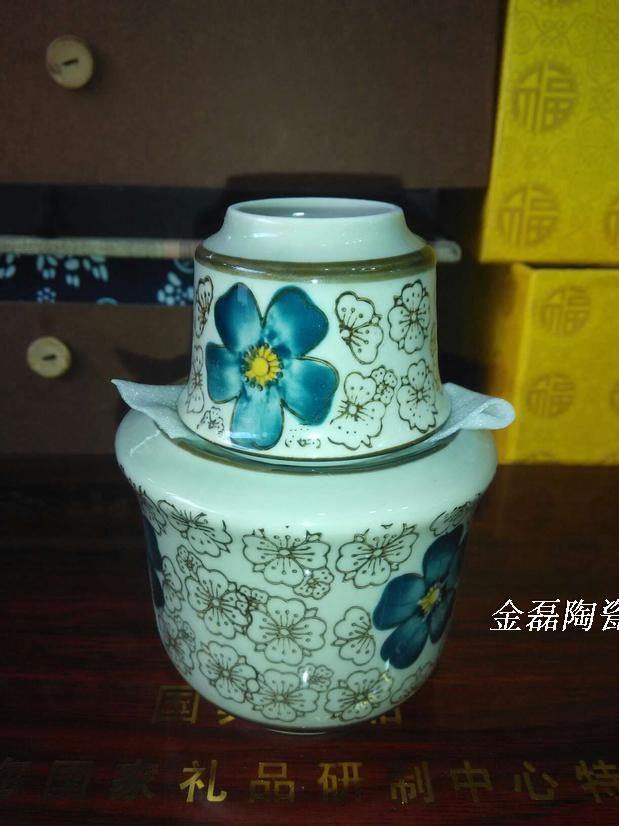 Jingdezhen gốm rượu vang nóng đặt bộ nồi rượu vang ấm màu xanh và trắng gốm hai hoặc ba bộ bình rượu ấm giá để rượu
