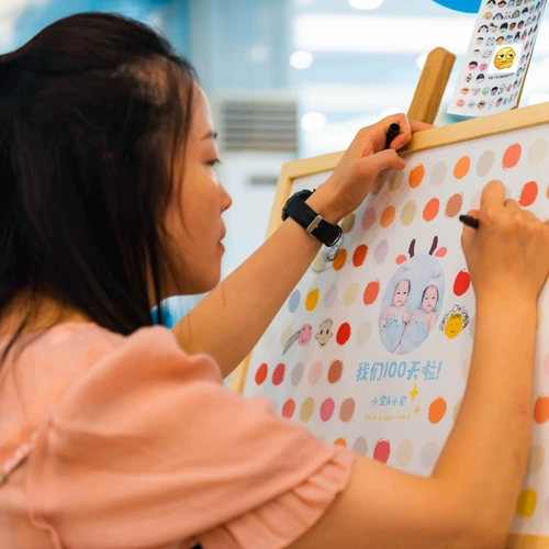 Выпускной знак -В веселой живописи индивидуально настраиваемое свадебное граффити