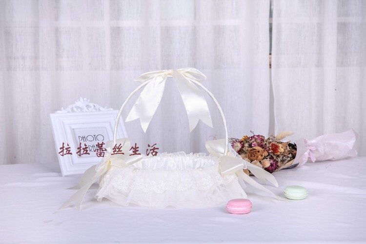 Wedding Flower Caddie Flowers Small Flower Basket Wedding Celebration Decorative Items Bridesmaid's Carry-lace Petals Flower Basket-Taobao