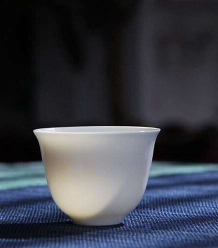 Tea Cup Ceramic Tea Cup Magnolia Cup Ivory White Jade Porcelain Tea Cup Kung Fu Tea Set Large Tea Cup Kung Fu Covered Bowl Tea Cup