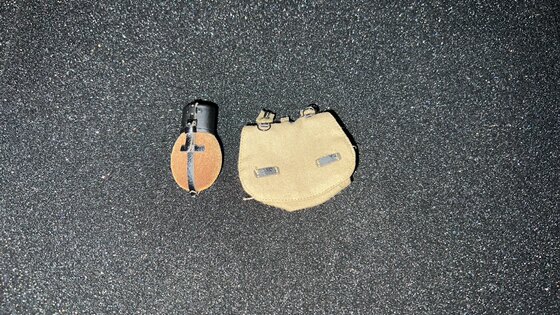 Did 3R Gm647 1/6 Soldier Figure Bread Bag, Water Bottle