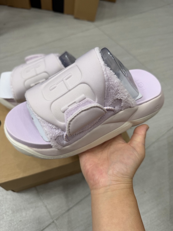 Ugg Women's Slippers, Genuine from the Store, Fashionable and Lightweight with Thick Cloud Sole, Casual Velcro Sandals for Summer 1125022