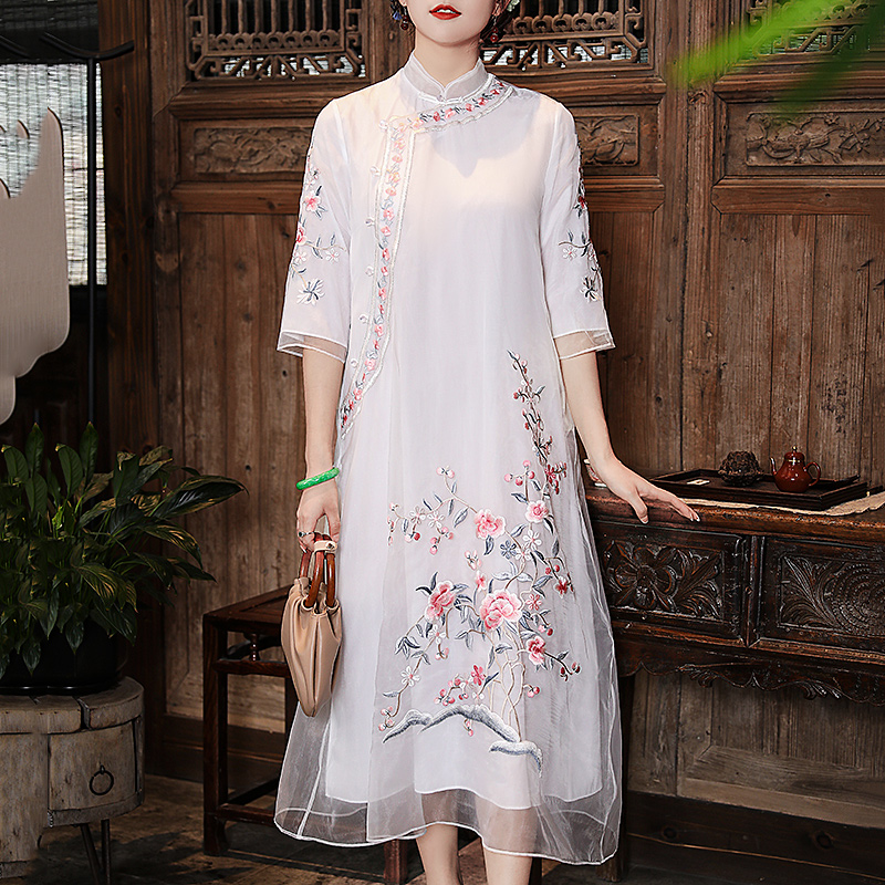 Cheongsam women's summer improved long version large size 2021 new Chinese style Tang suit Hanfu retro ethnic style dress
