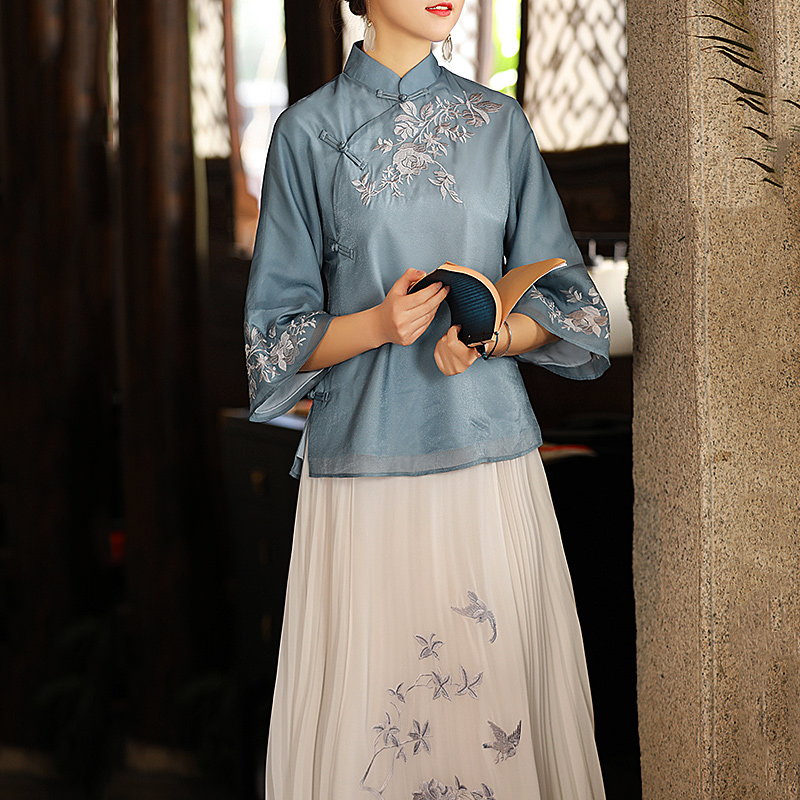 Tang suit Chinese style women's Chinese style embroidered improved cheongsam top Wide leg pants suit female summer retro two-piece suit