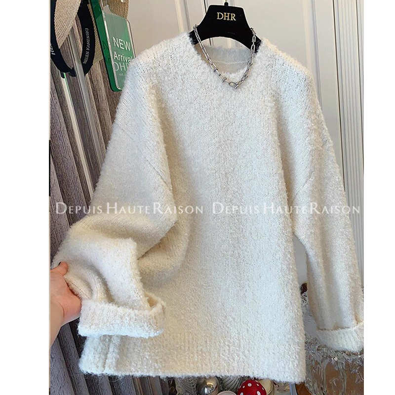 Relaxed Autumn and Winter Loose Pullover White Soft Mid-Length Outerwear Thick Knit Sweater for Women with a Lazy Style