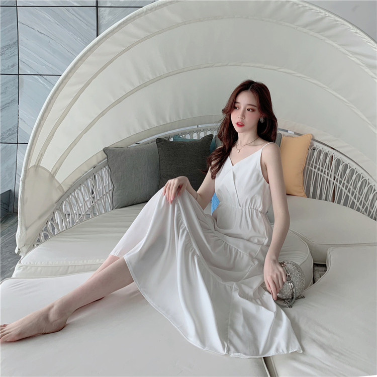 VK旗艦店 韓系高腰百搭蛋糕裙顯瘦長版吊帶無袖洋裝