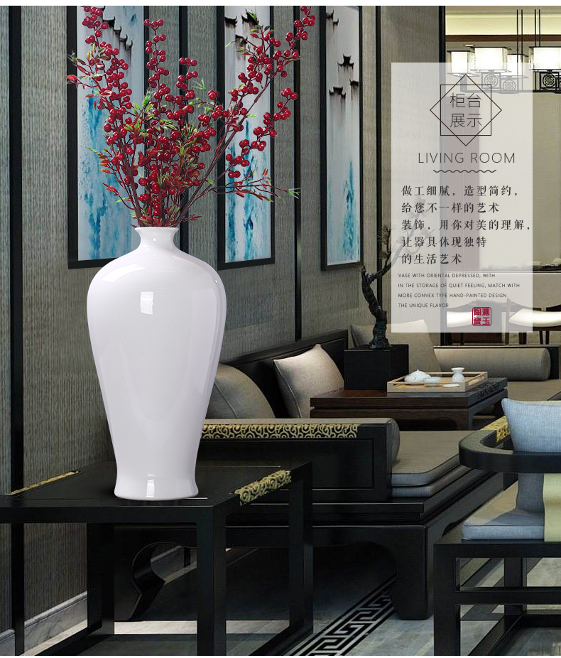 Jingdezhen ceramics pure white porcelain vase flower arranging new sitting room of Chinese style household act the role ofing is tasted furnishing articles TV ark