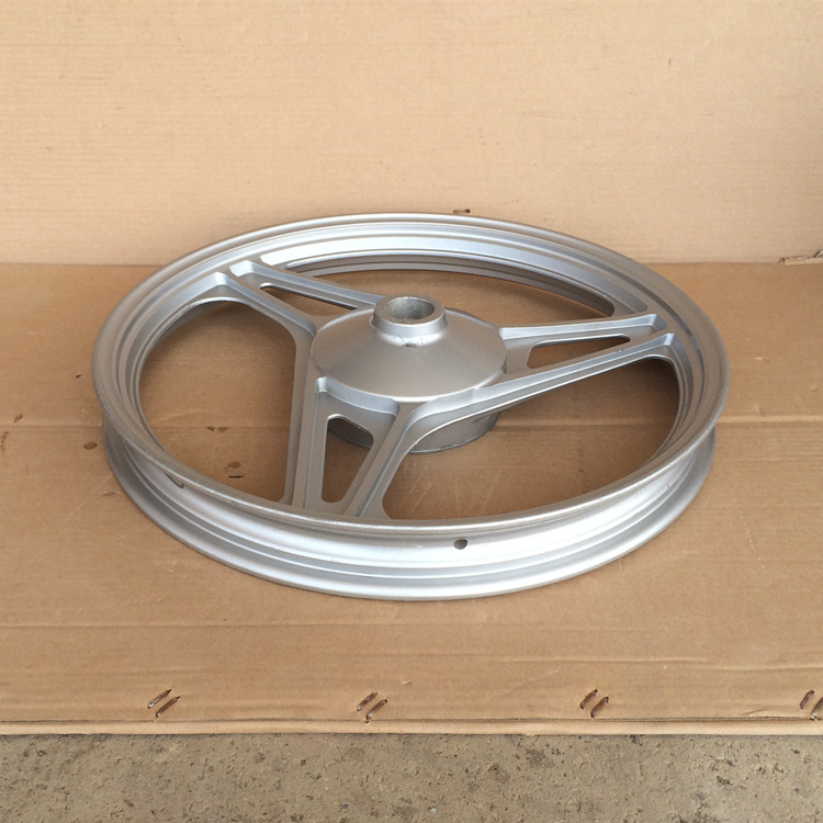Áp dụng Yamaha Tianjian YBR125 JYM125-B bánh trước bằng nhôm vành trước bánh trước trung tâm ba xương sườn màu trắng bạc - Vành xe máy vành xe honda wave