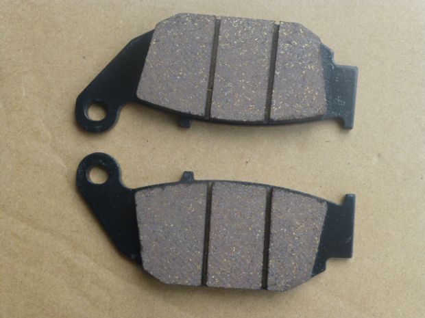 Áp dụng Wuyang Honda Phantom WH150-2 Má phanh sau Má phanh sau Đĩa phanh sau Đĩa phanh - Pad phanh đĩa phanh xe máy