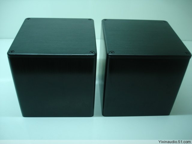 * Yixin audio * Fine brushed aluminum cow cover bright black YX-1111H length, width and height 110*110*116