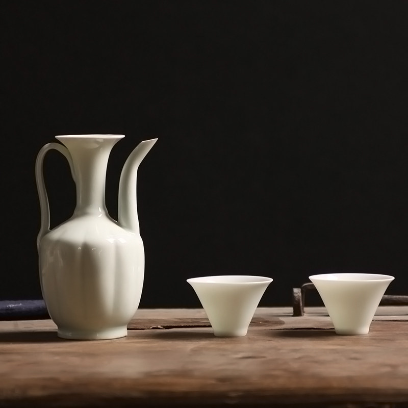 Song Dynasty Point Tea Soup Bottle Imitation of Song Shadow Qingqing Carved Melon Ridge Ceramic Wine Pot Winemaker Hand Deacon Customize Letter