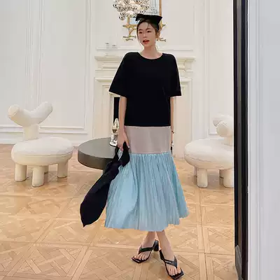 Short-sleeved dress women's summer 2021 new fat mm belly cover large size stitching pleated skirt short-sleeved casual long skirt