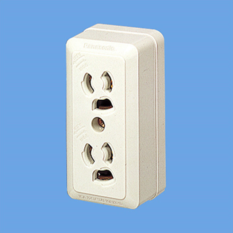 Panasonic Panasonic surface mounted industrial socket WK3064American self-locking socket 15A125V milky white spot - Taobao