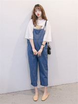 Age-reducing pregnant womens pants 2021 summer suit casual fashion loose and thin section out pregnant women denim bib tide mom