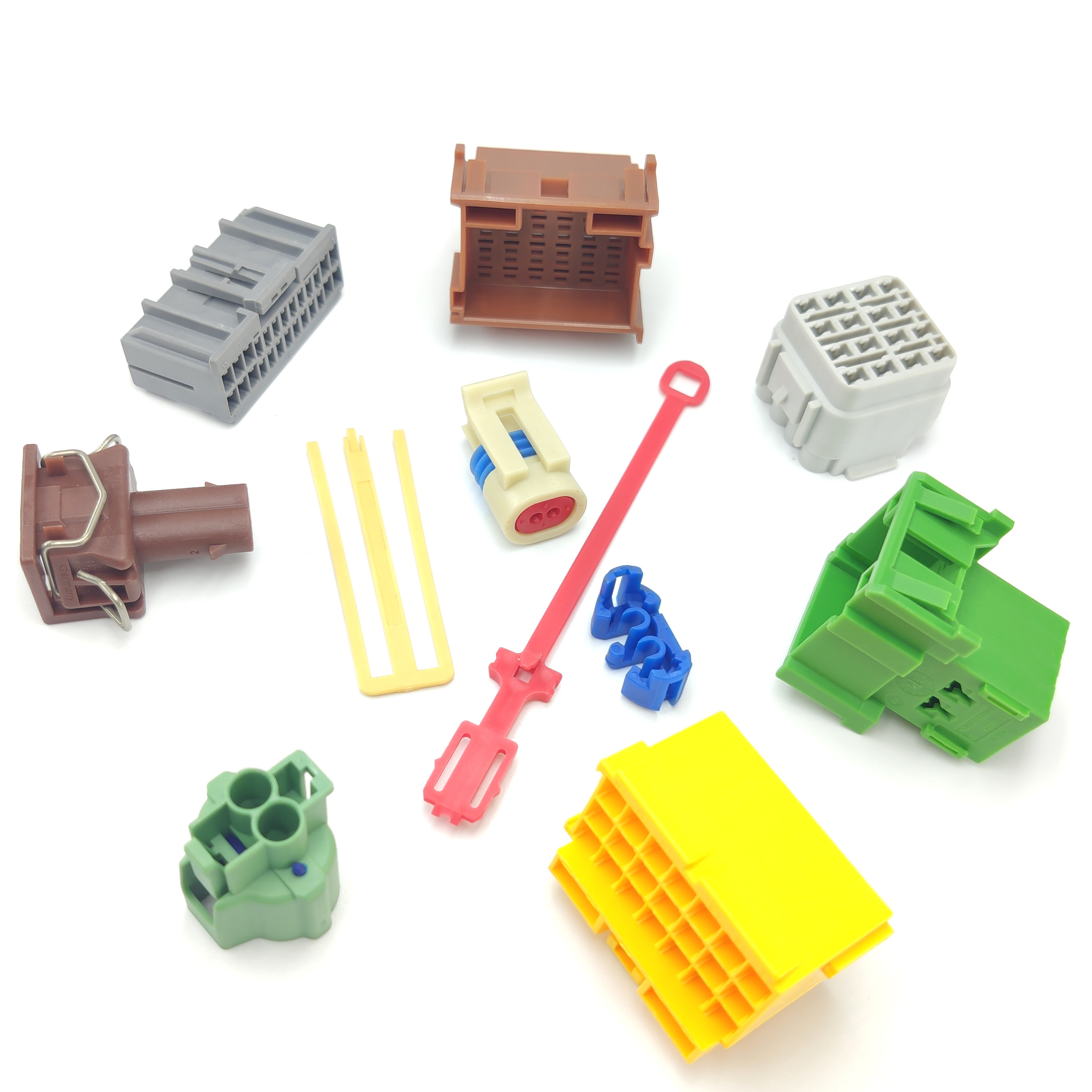 967634 - 6 domestic 18 - hole public shield waterproof core connector socket connector plug - in automobile wire belt