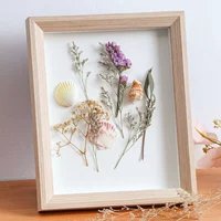 Сплошной древесина наклоняющегося светового дерева