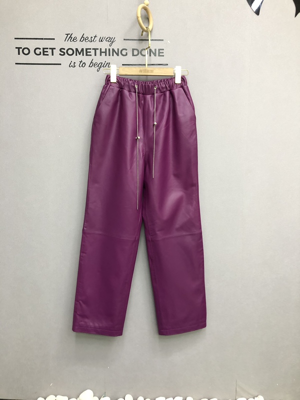 2023 Autumn New Style Genuine Leather Pants for Women, High-Waisted Chain Slimming Harem Pants, Versatile Purple Straight-Leg Wide-Leg Sheepskin Pants