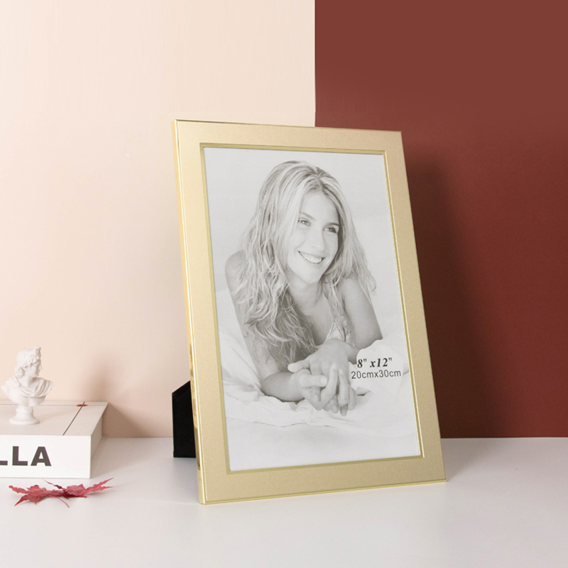 Large size photo frame 6 inch 7 inch A4 business license certificate of honor family portrait photo frame table can be customized logo