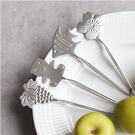South Korea imported fruit fork fruit sign stainless steel tableware set of 4 sold by set original