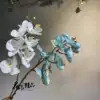 Single hand moisturizing simulation butterfly orchid ornaments Vase flower arrangement Living room dining room bedroom decoration Floral dining table