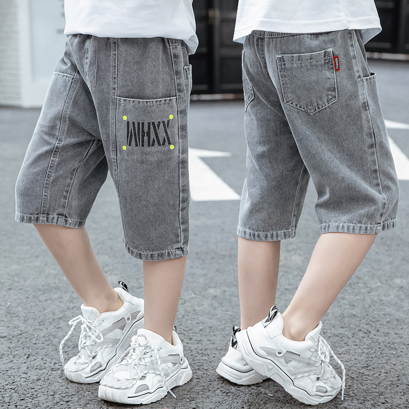 Boys' denim pants, children's middle-aged and older children, 2022 new boys' loose casual shorts, cropped pants, summer clothes, five points