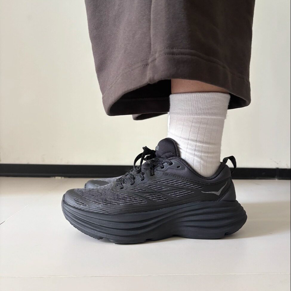 25年必买！HOKA Bondi 8 TS Caged咬鞋实测：缓震天花板还是踩雷？-跑步