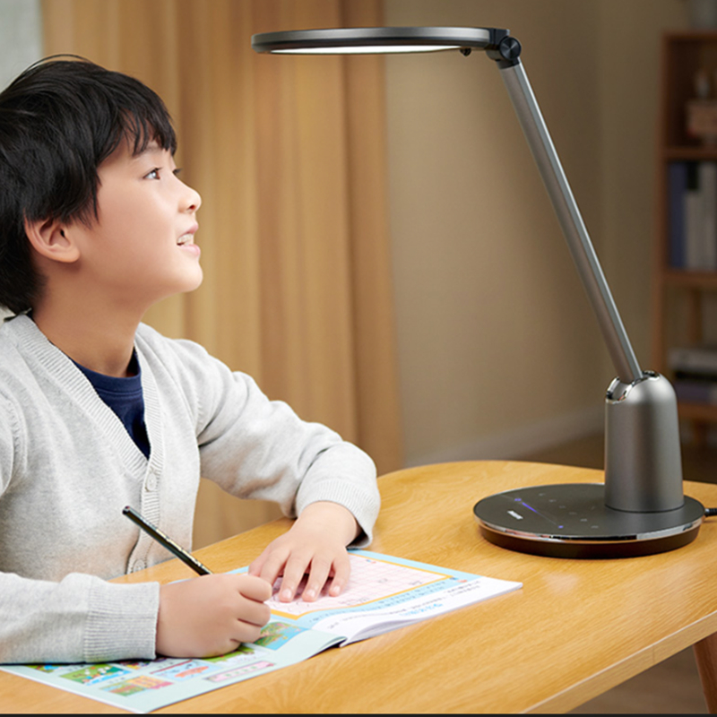  飛利浦軒坦護眼led臺燈國AA級兒童書桌學習專用入座感應學生寫字