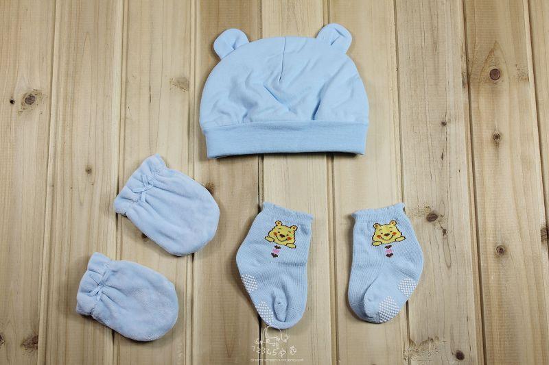 Coffret cadeau pour bébé - vêtements - Ref 1978710 Image 45