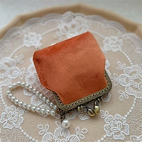 Оранжевый бархат, на фото