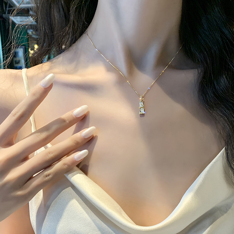 Korean net red high-end bamboo pendant necklace female ins cold wind clavicle chain light luxury temperament necklace accessories