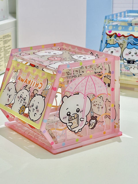 Chiikawa jiikawa storage box cute acrylic flip desktop storage box dustproof ornament can be detached