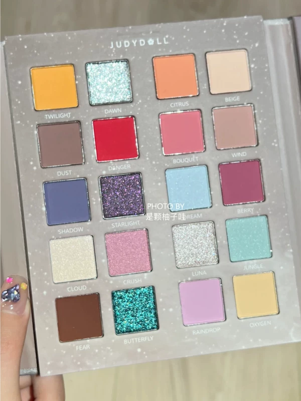Новый цвет! JUDYDOLL Orange Blippot Diren 20 Colors Eye Shadow Damic Pearl Light Black Oil Painted Pink Powder Lake