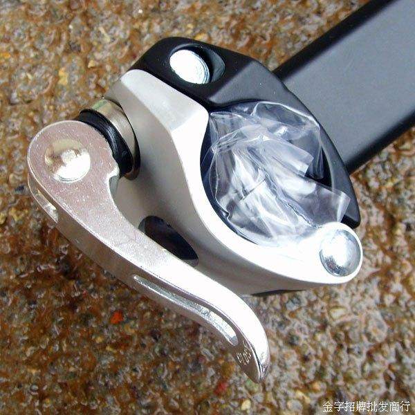 Porte-bagages pour vélo - Ref 2411745 Image 3