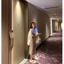 Mrs. Qian long sleeve V-neck knitted cardigan coat female Spring and Autumn New loose wear lazy wind mohair sweater