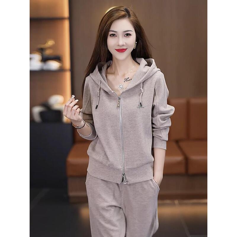 Authentic High-End Fashion Sports Suit for Women, Spring and Autumn Hooded Sweatshirt Two-Piece Set, Slimming Casual Running Outfit