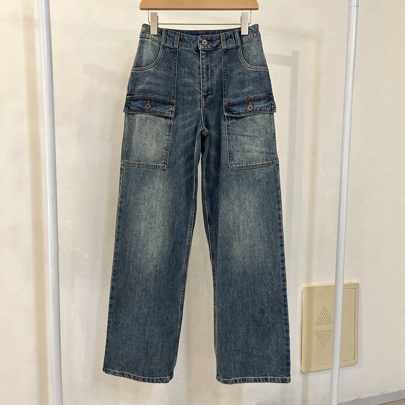 2026 European Collection Shenzhen Spring/Summer New Style Multi-Pocket Design Washed Straight-Leg Workwear Style Jeans